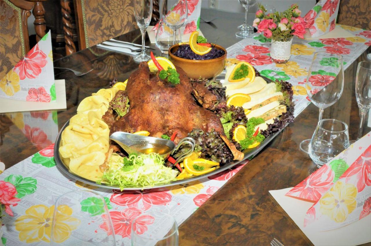 Restauracia Penzion Na Mlyne Stará Turá المظهر الخارجي الصورة